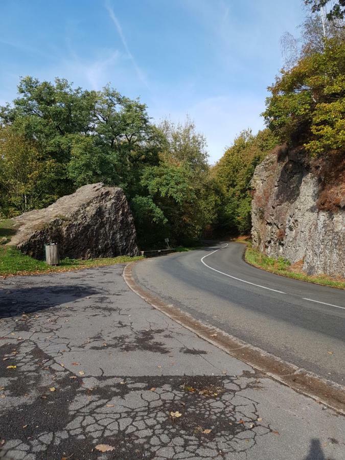 Gite Le Haut Rivage Tournavaux Exterior photo